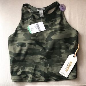 Forever 21 Workout crop top -NWT